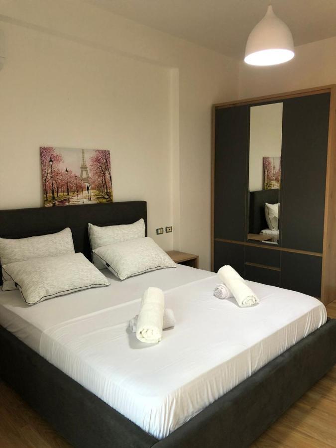 Vlorë Lovely Sea View Apartment מראה חיצוני תמונה